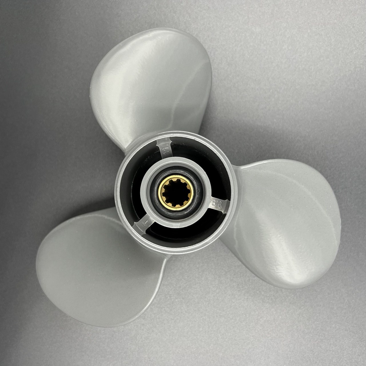 картинка Гребной винт Honda BF25-BF30 (3x9.8x11)