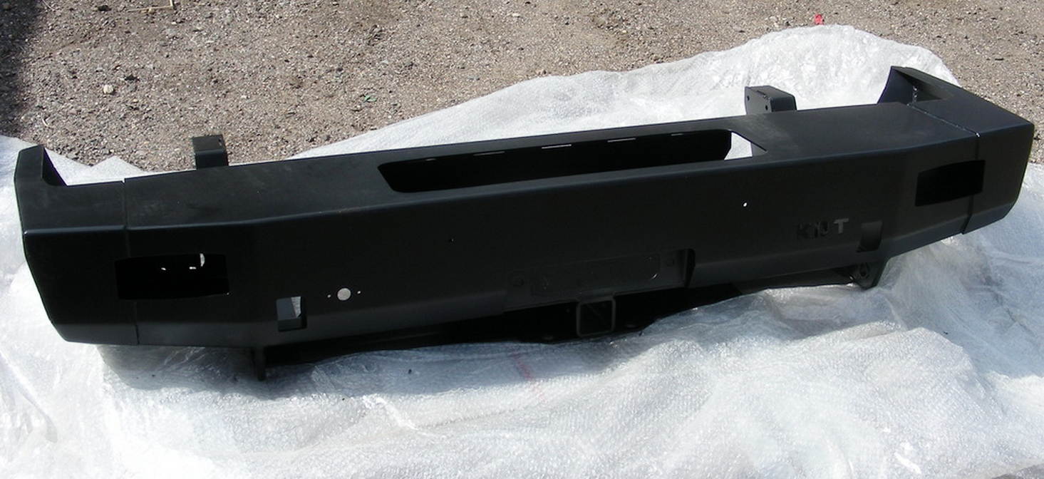 картинка Бампер задний KDT с площадкой под лебедку для Toyota Land Cruiser 78