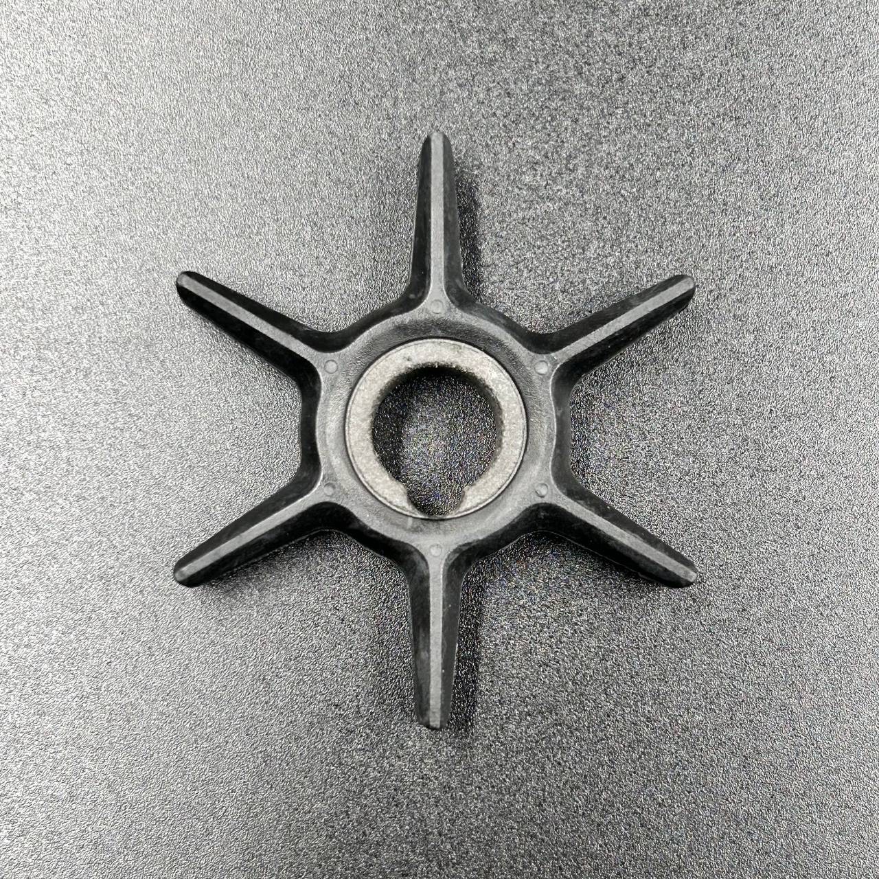 картинка Крыльчатка помпы охлаждения Mercury 6-15 (47-42038Q02/47-420382) (Kacawa)