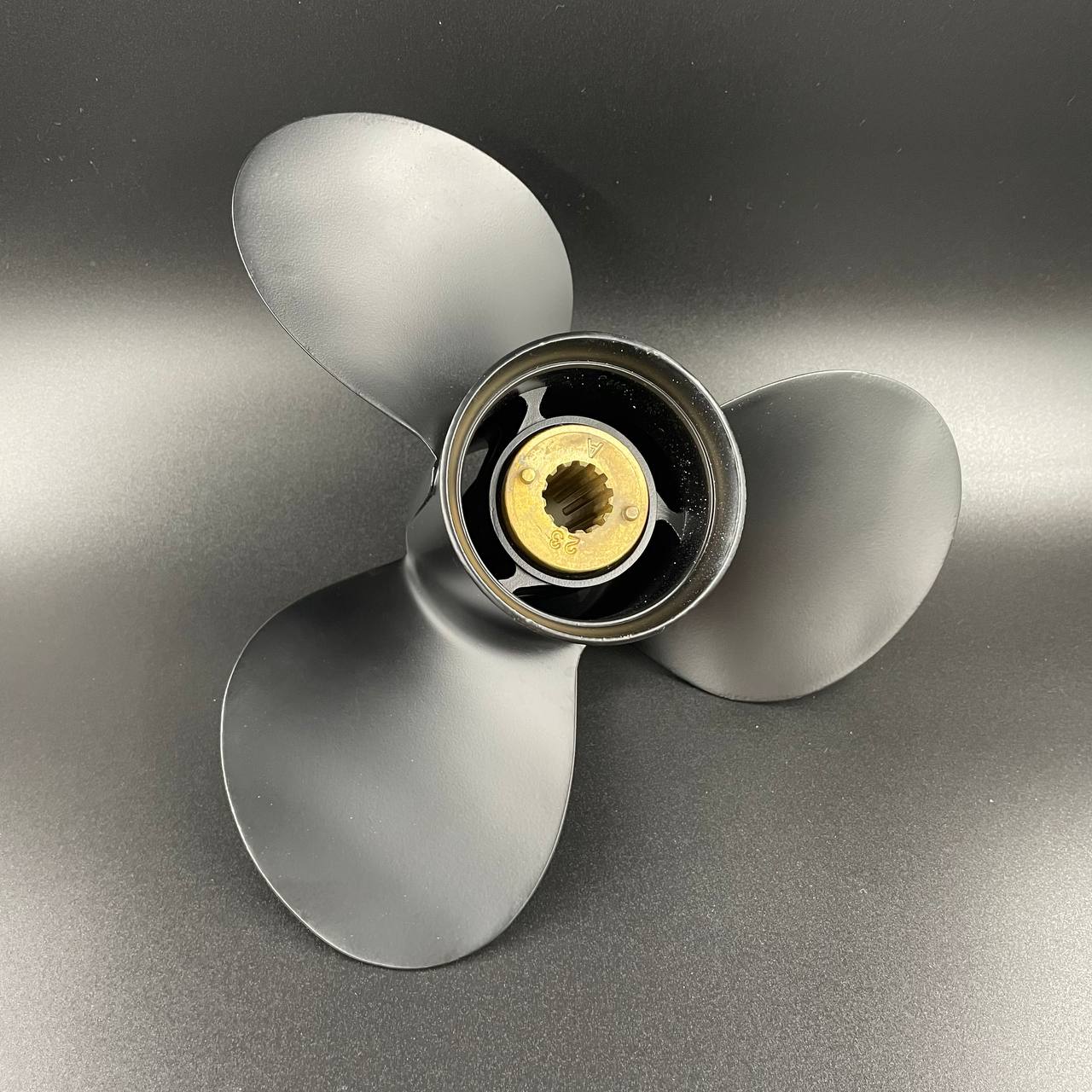 картинка Гребной винт Yamaha 150-300, F150-F275, F300B (3x15-1/4x15)