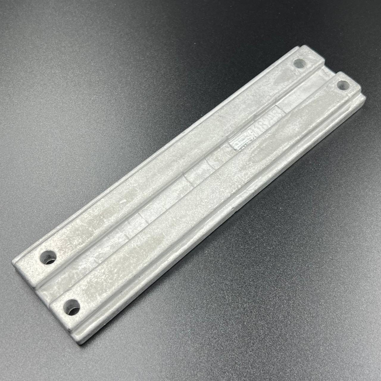 картинка Комплект анодов Mercury F40-60 ZN (Цинковый) (PWB)