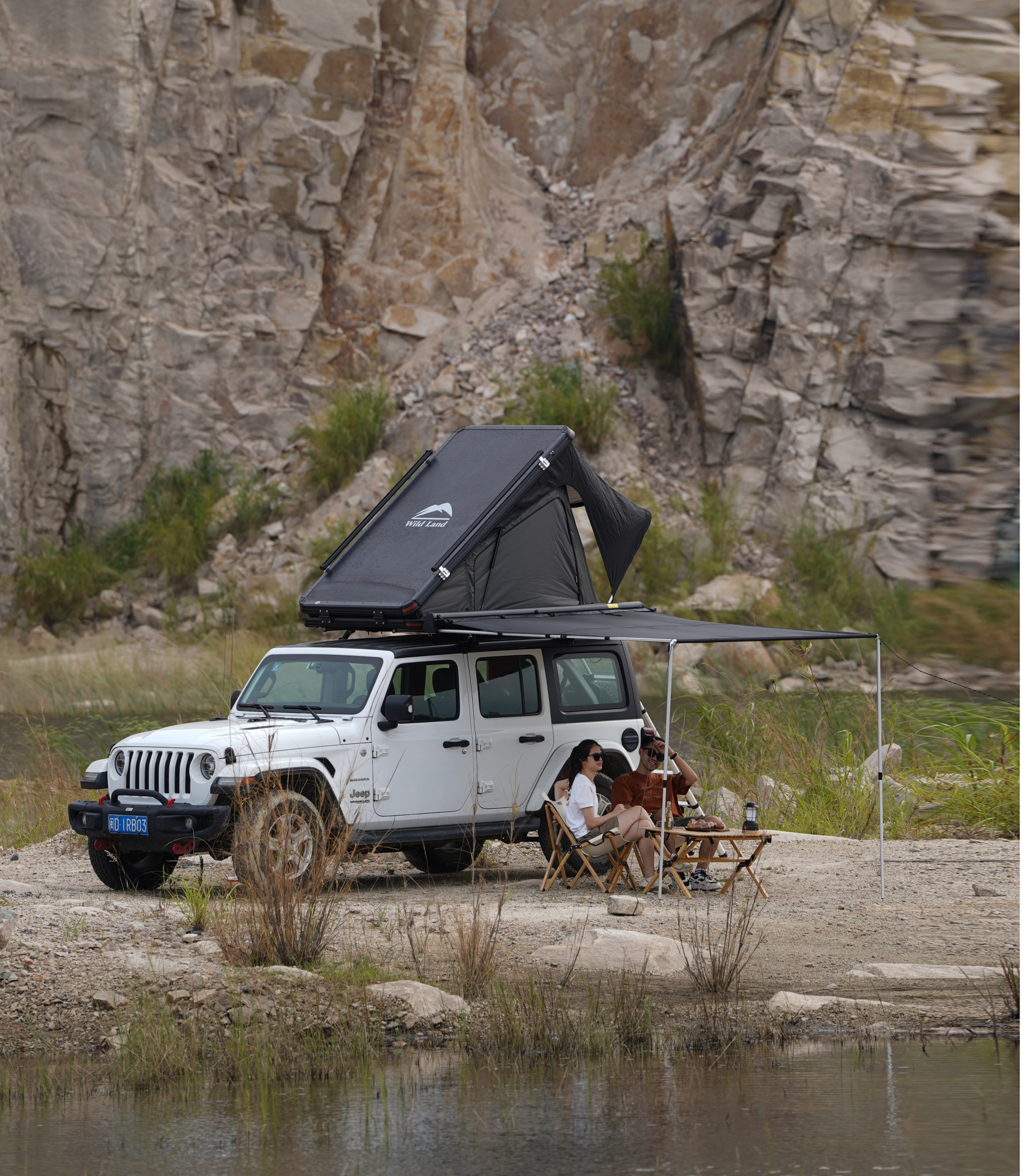 картинка Палатка на крышу автомобиля Wild Land Bush Cruiser 120