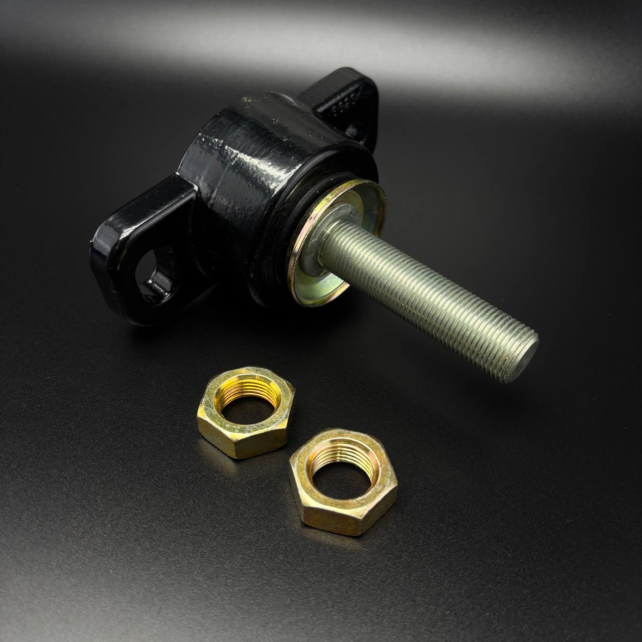 картинка Опора двигателя резинометаллическая BASE ASSY-ENG MT QS