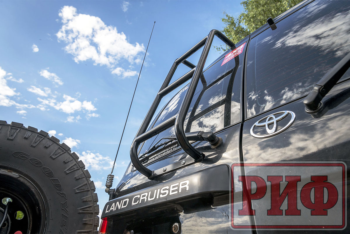 картинка Лестница РИФ Toyota Land Cruiser 105