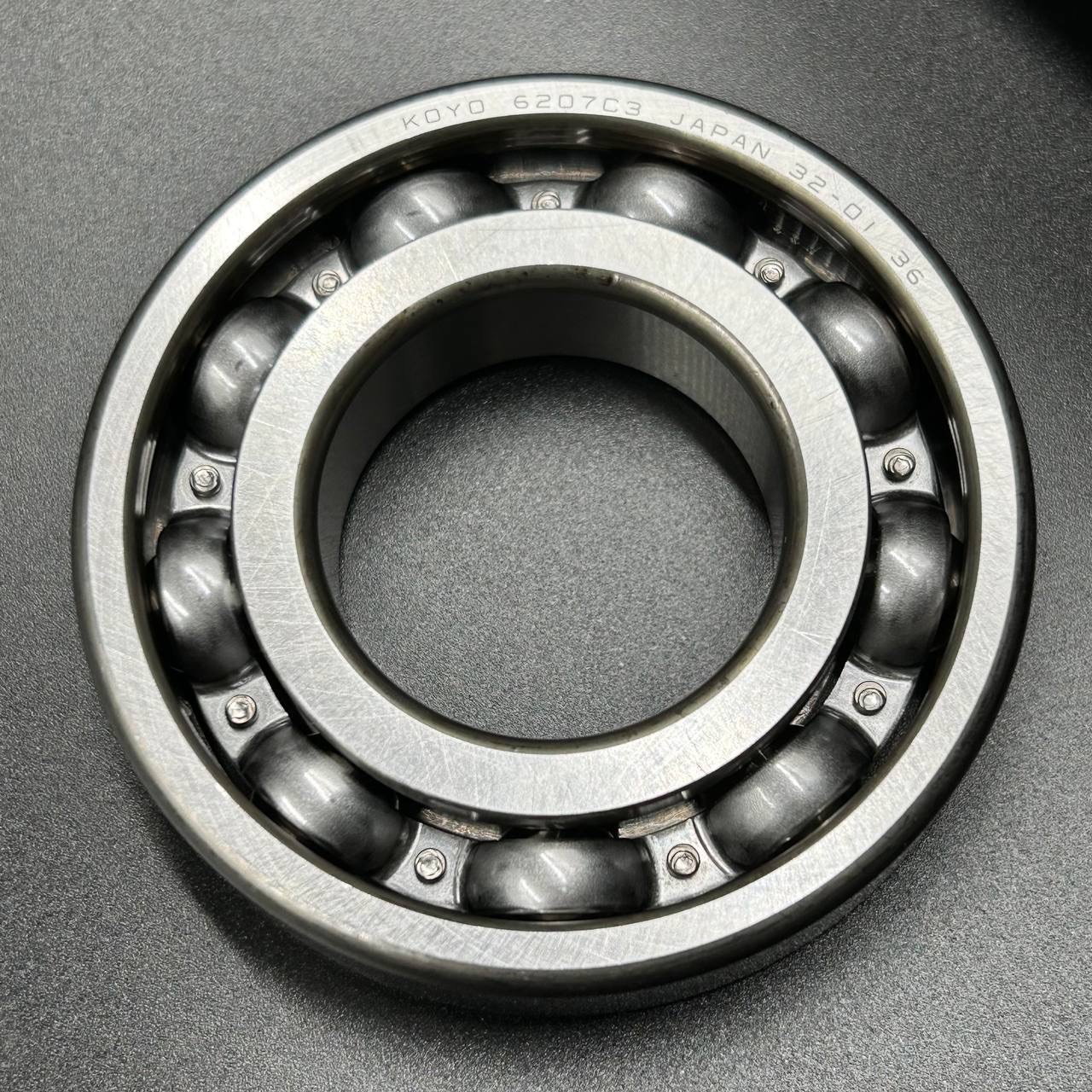 картинка Подшипник шариковый Suzuki DT40-65 (09262-35L09) (35x72x17) (Kacawa)