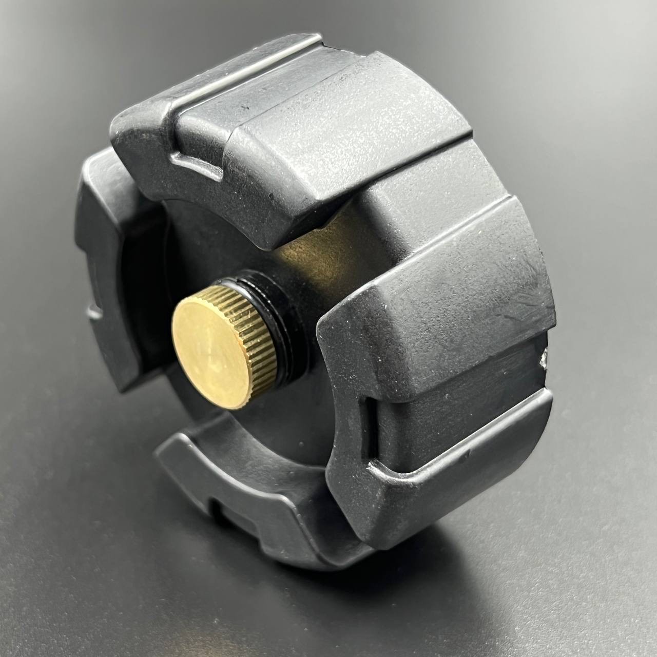 картинка Крышка топливного бака Yamaha 6-200, F2.5-60 (YUELANG)