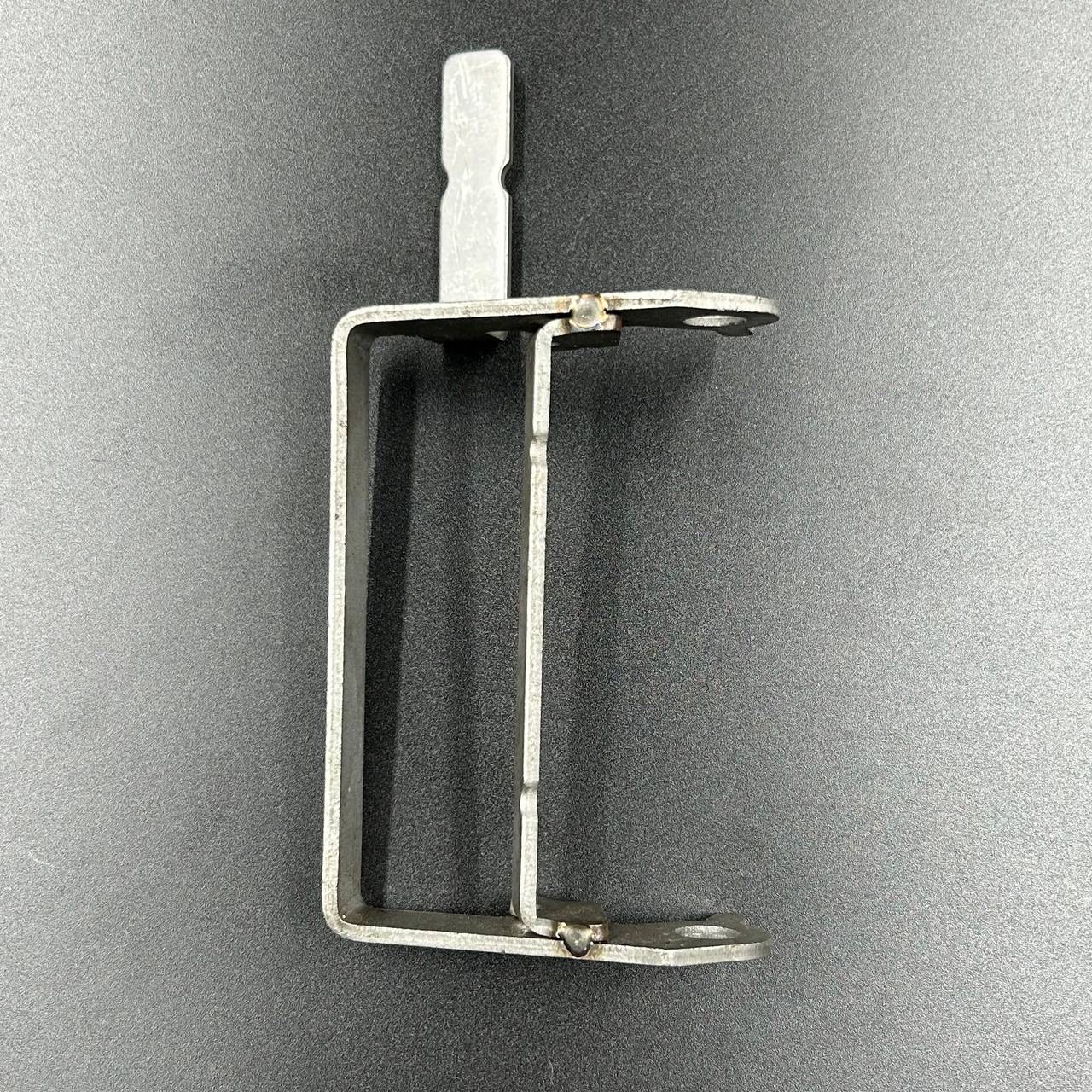 картинка Рычаг мелководного упора Yamaha 25-30 (YUELANG)