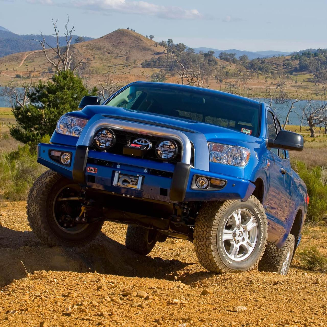 Бампер передний для Toyota Tundra 2007-2013 ARB Deluxe Sahara стальной