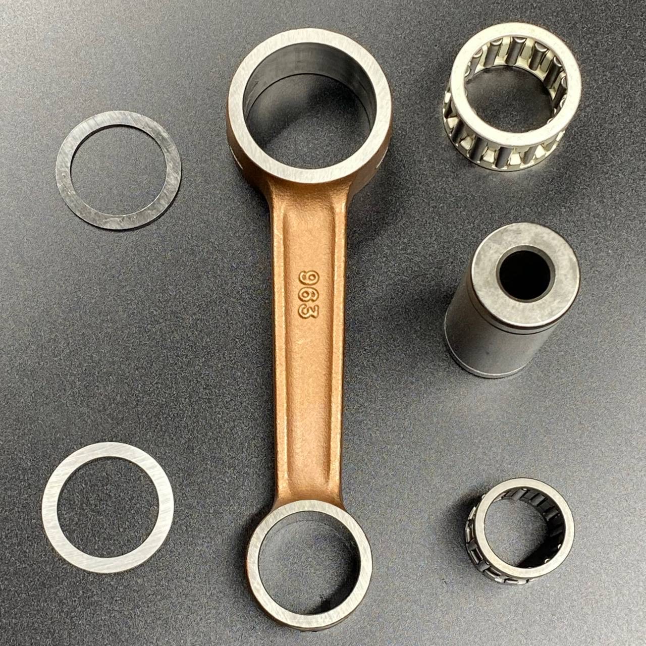 картинка Шатунный комплект Suzuki DT20-30 (12161-96300-KIT) (Omax)