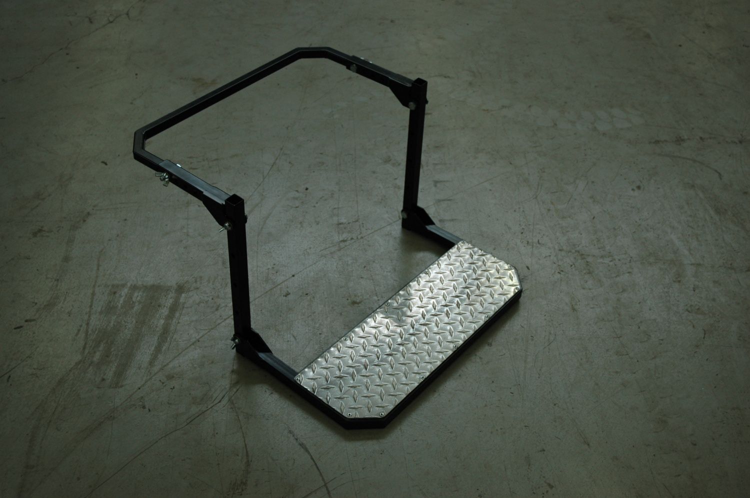 картинка Подножка на колесо