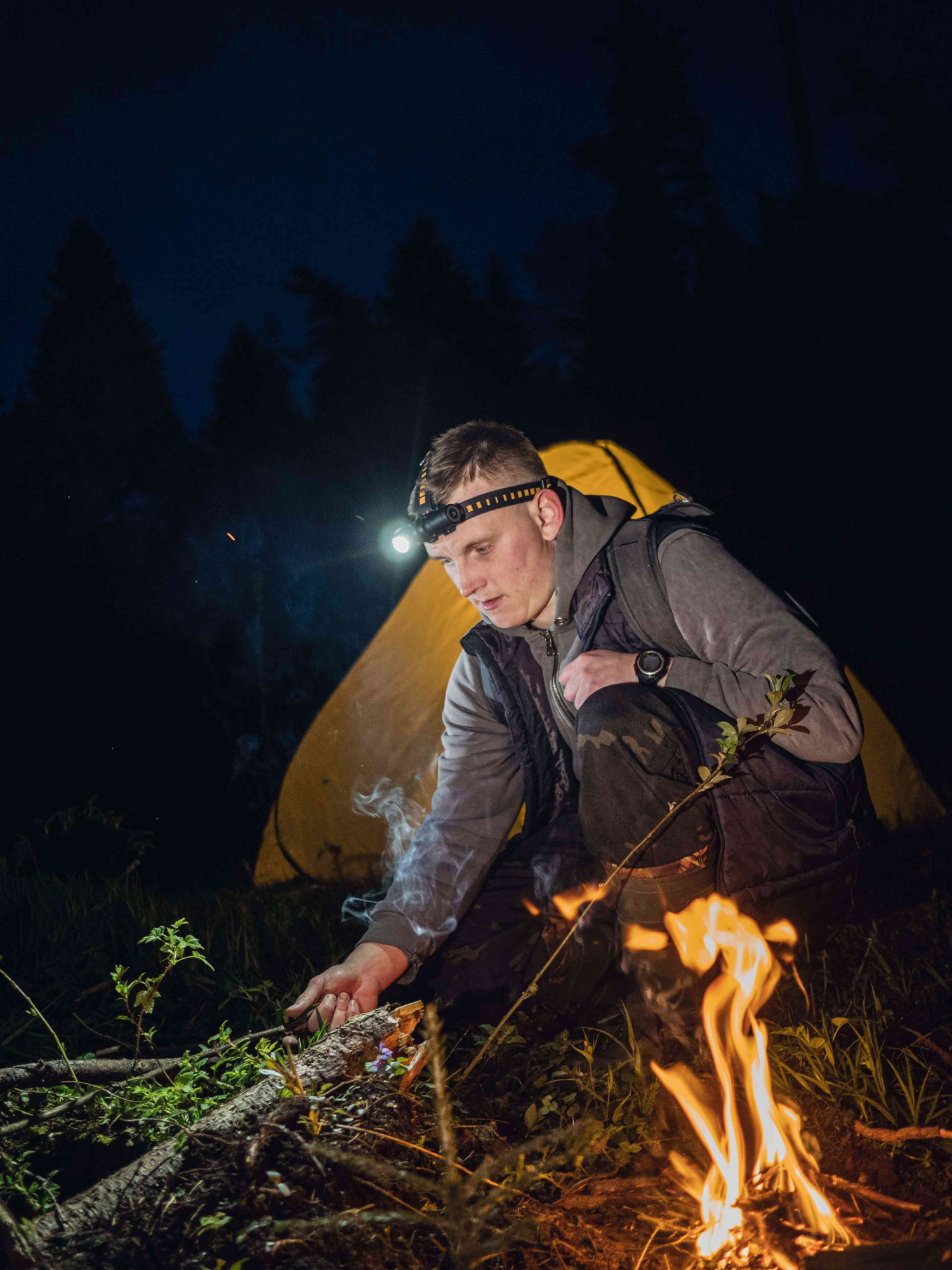 картинка Налобный фонарь ARMYTEK WIZARD C2 PRO MAX МАГНИТ USB ТЕПЛЫЙ