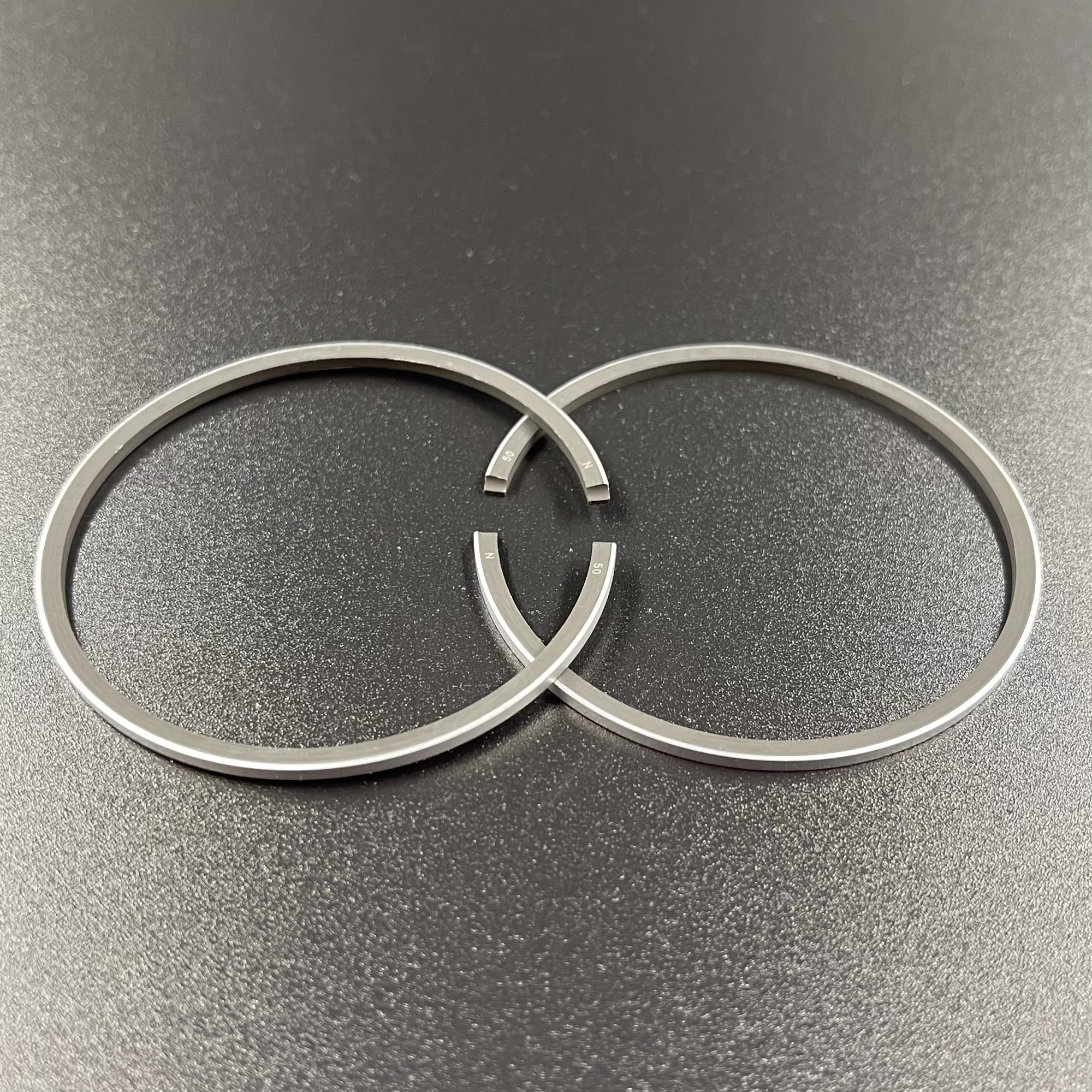 картинка Поршневой комплект Yamaha 30D (3 цил.) (0.50mm) (Omax)