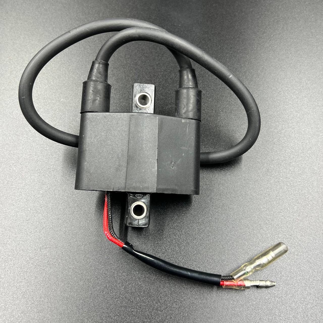 картинка Катушка зажигания высоковольтная Suzuki DT40, DF9.9-15 (Omax)