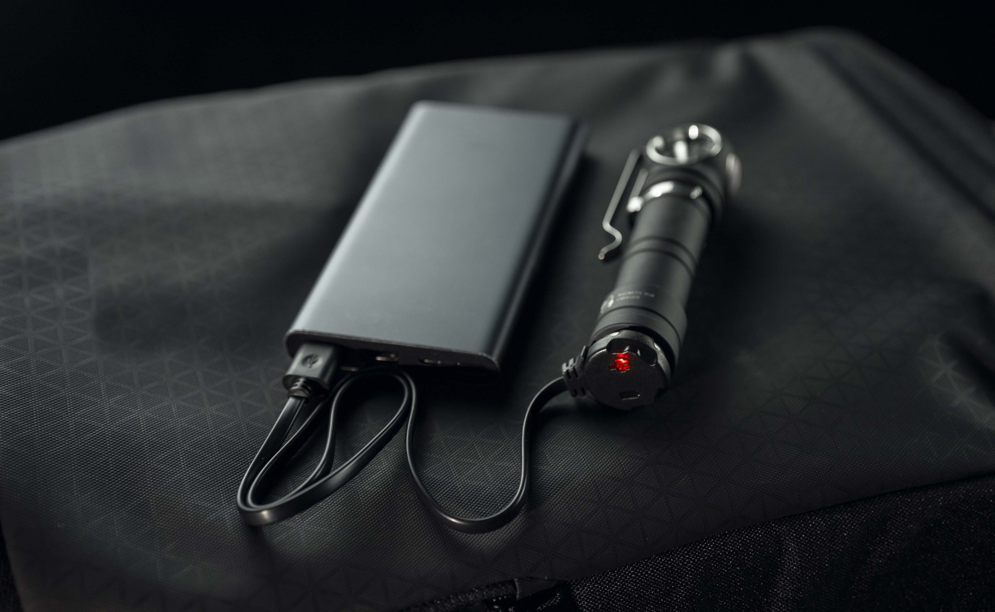 картинка Фонарь налобный Armytek Wizard C2 Pro Max LR White