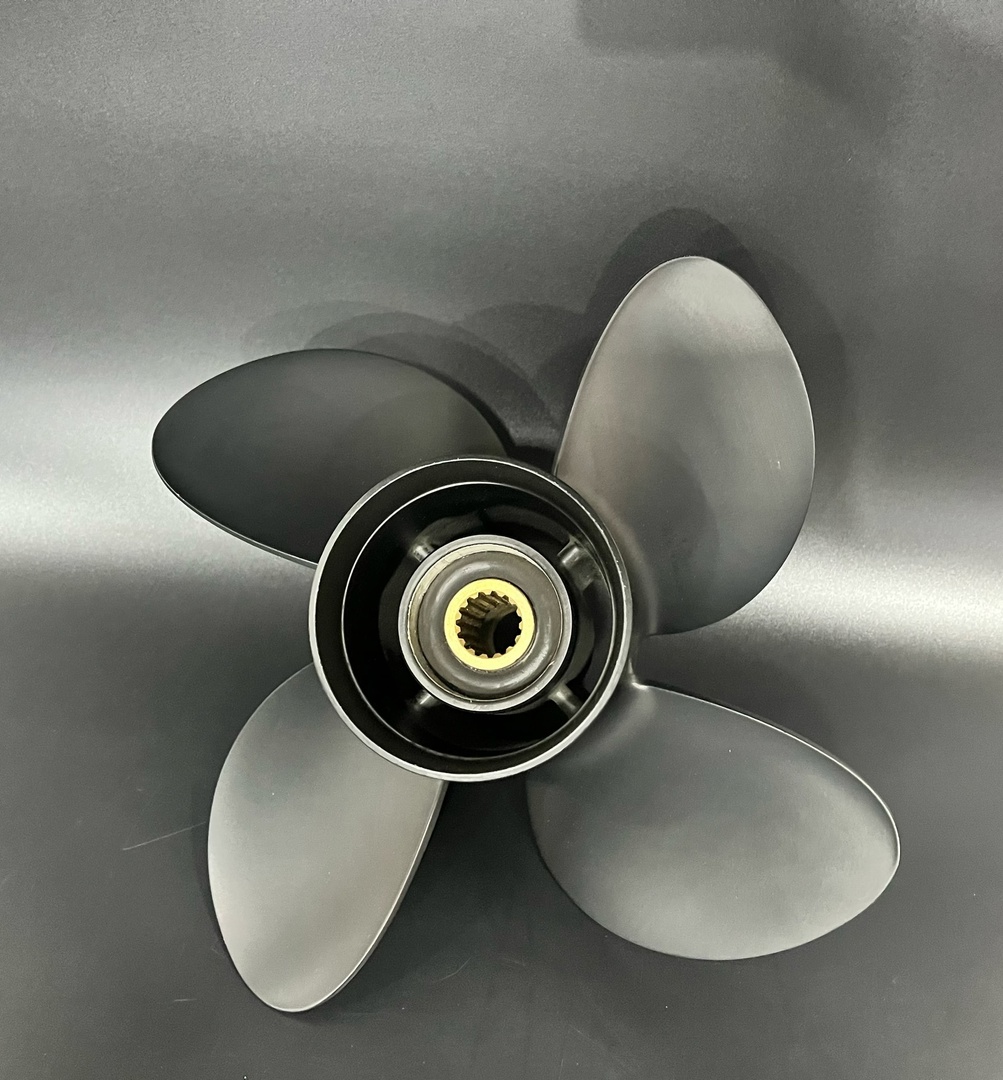 картинка Гребной винт Yamaha 60-140, F70-F130 (4x13-1/4x13) (Solas)