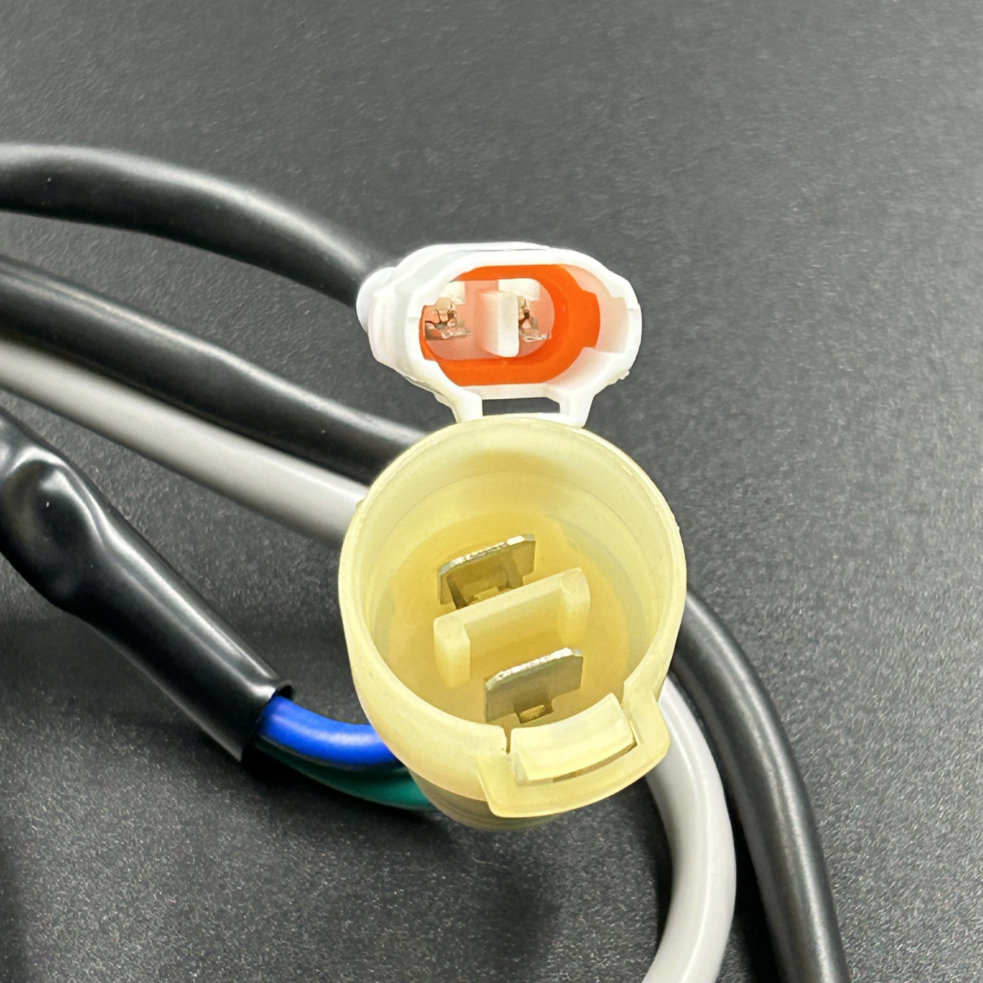 картинка Реле гидроподъема Suzuki DF60-250 (Osaka)