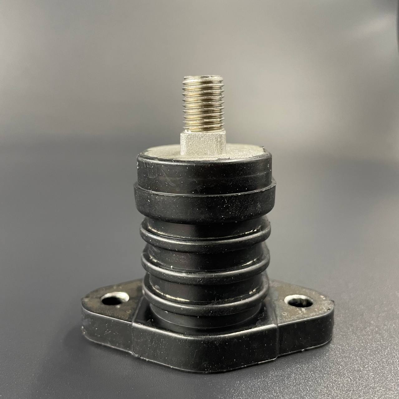 картинка Демпфер опорный резиновый Yamaha 20-30 (Верхний) (PREMARINE)