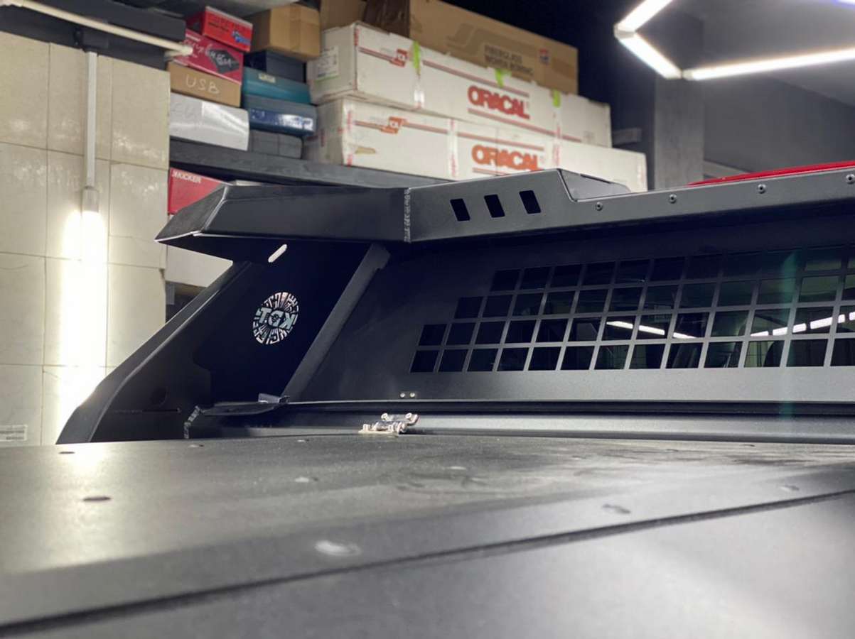 картинка Дуга многофункциональная алюминиевая - Toyota Tundra