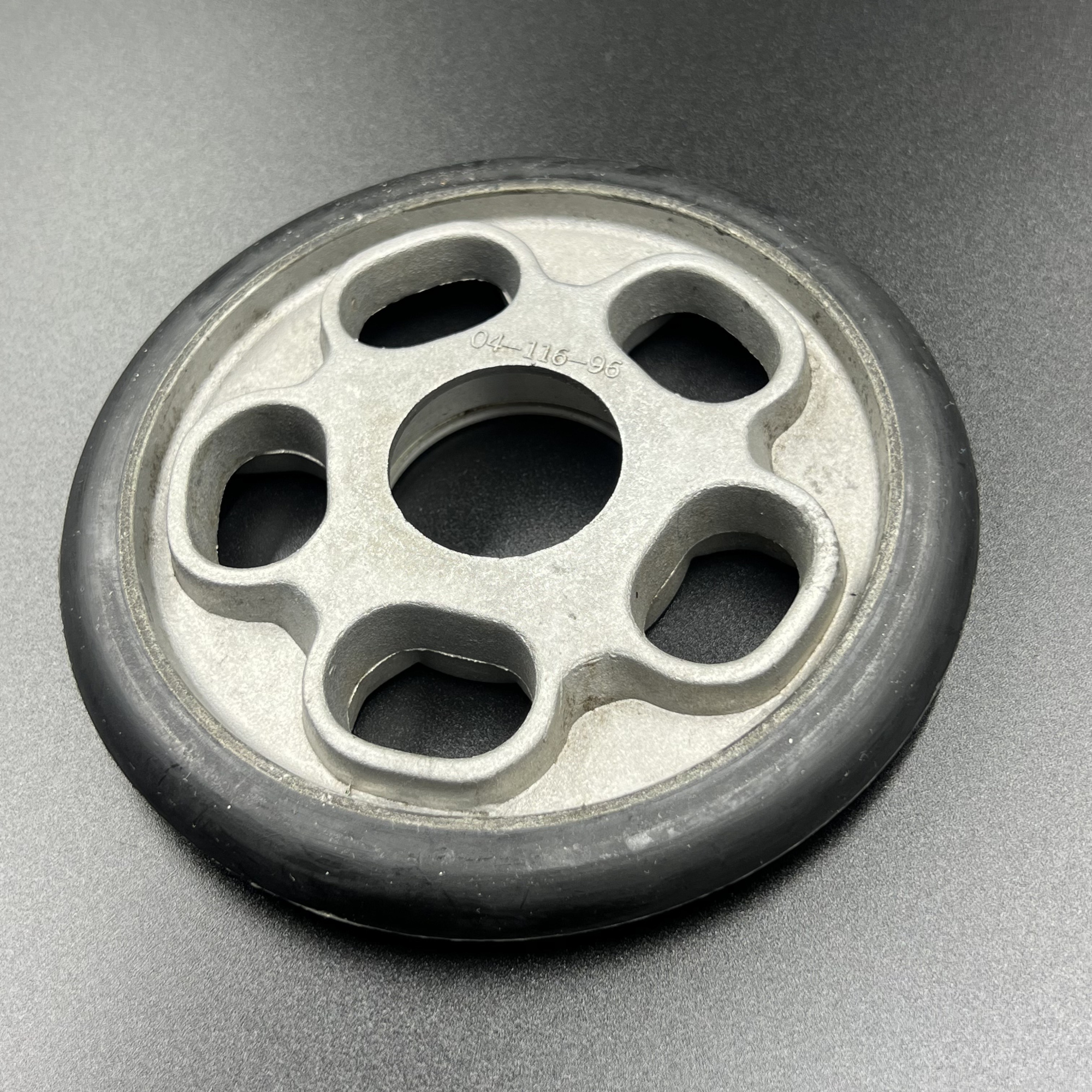 картинка Ролик трака Yamaha BR250; VK540; VK10; Pz480 (87M-47320-00) (KINETIX)