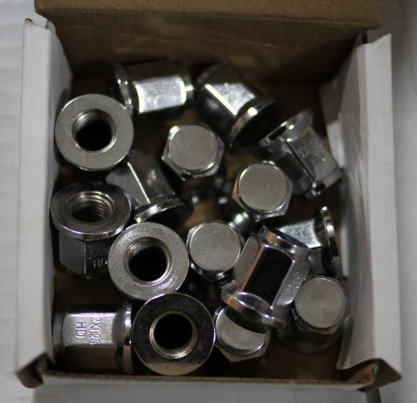 картинка Гайки Alug16BX, комплект 16шт.