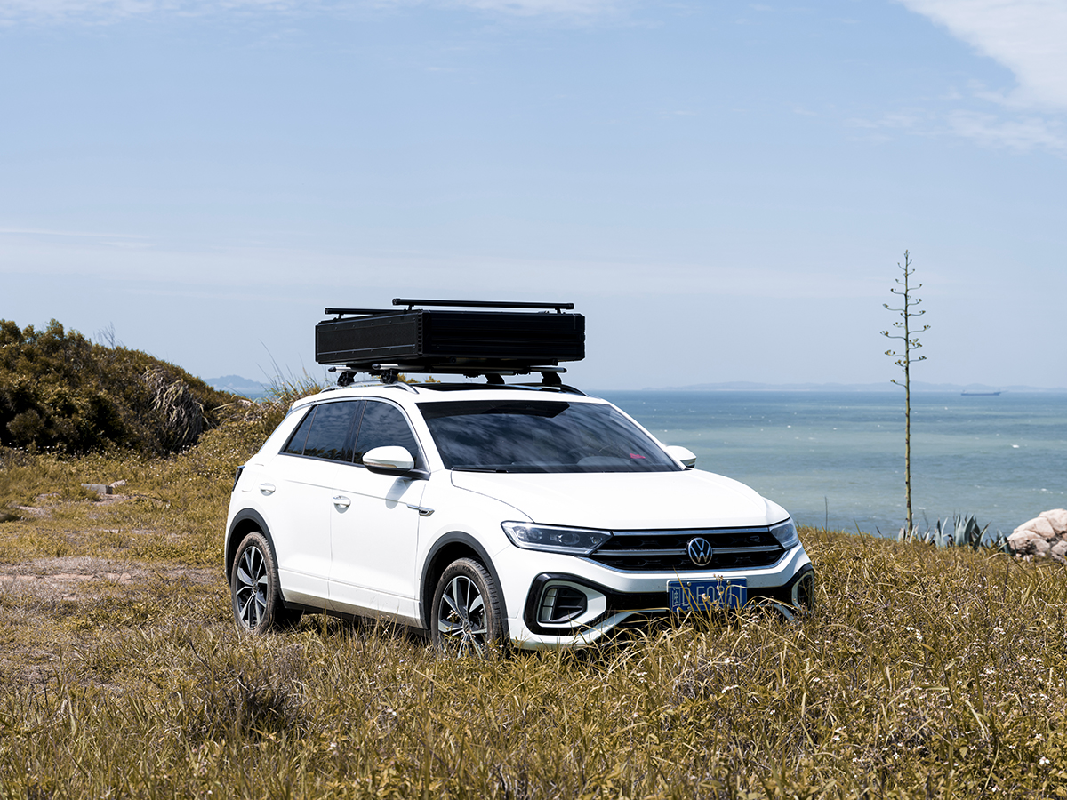 картинка Палатка на крышу автомобиля Wild Land Summit Explorer 140