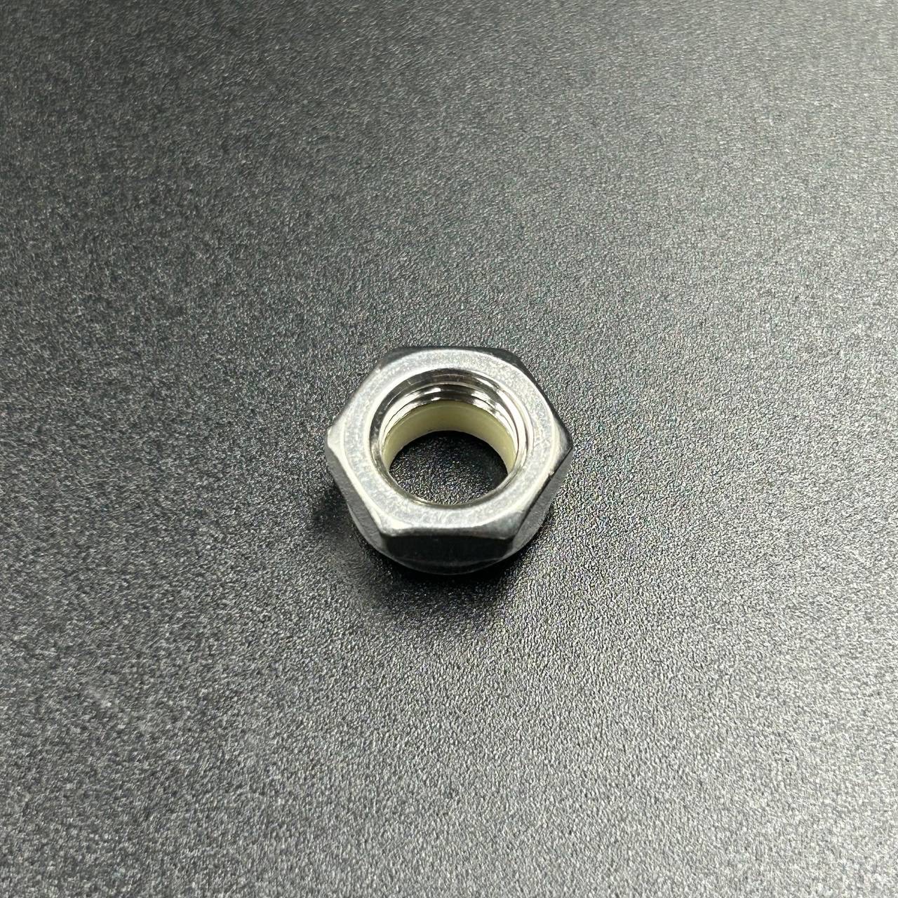 Гайка самоконтрящаяся Yamaha (90185-09M01) (Osaka)