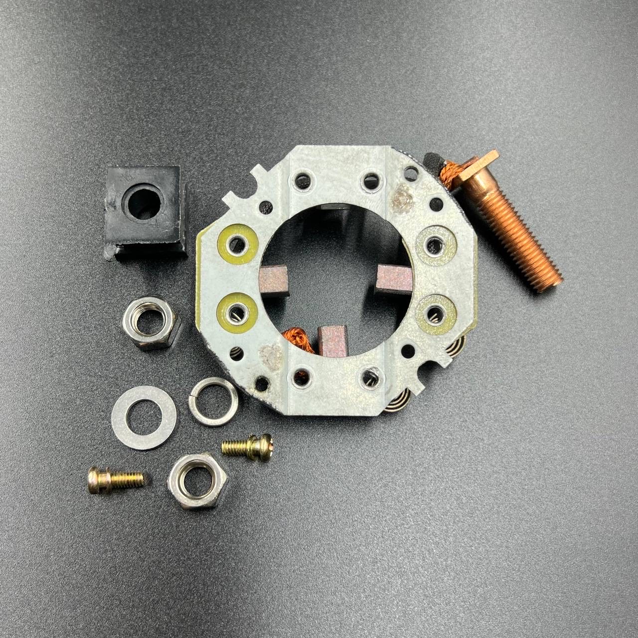 картинка Щеточный узел Yamaha 115-225 (Premarine)