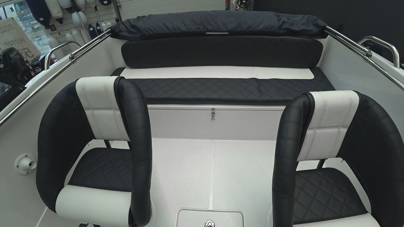 картинка Катер Феникс 510 BR