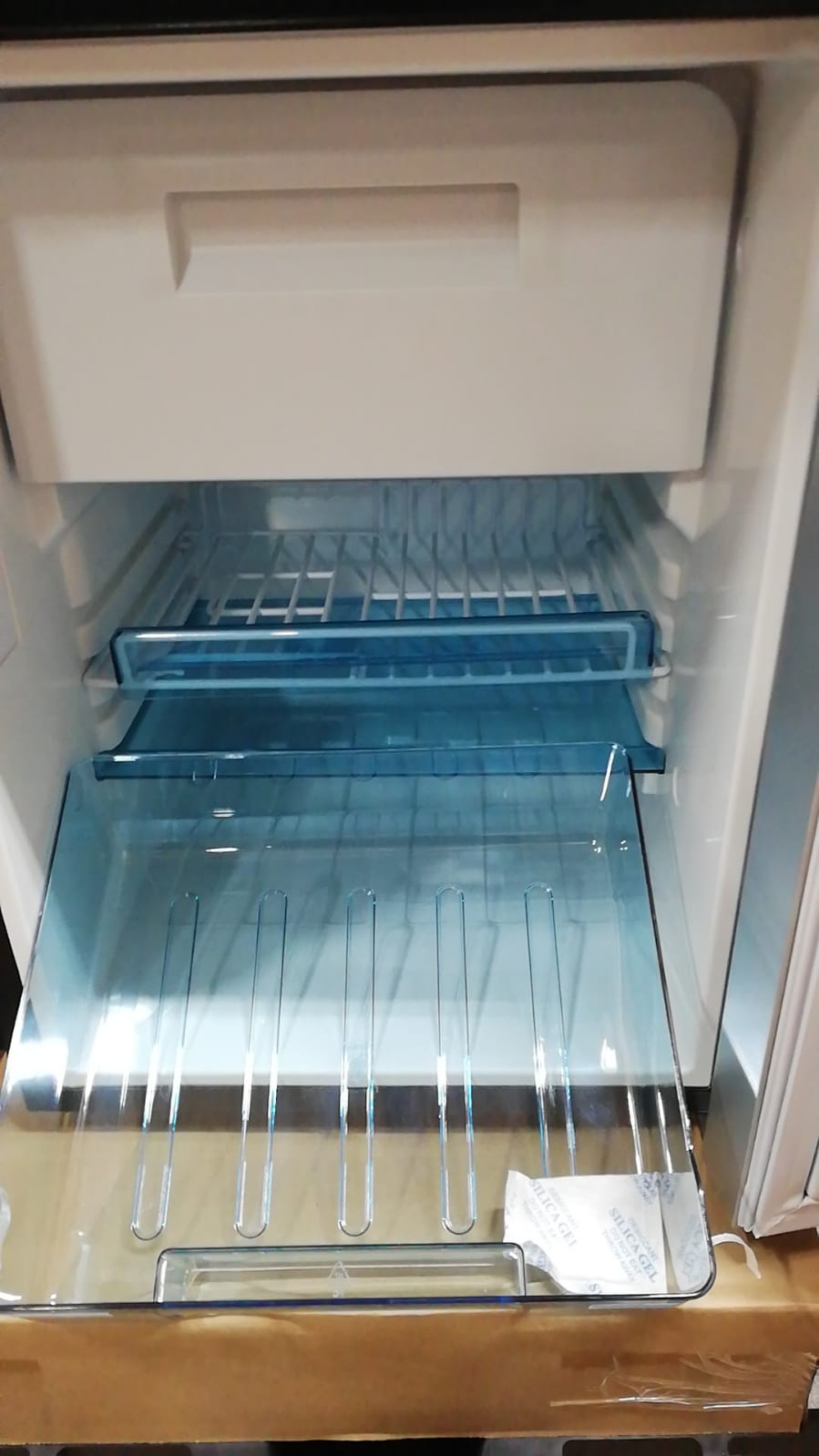 картинка Компрессорный автохолодильник MobileComfort MC-CRX-50(12/24)