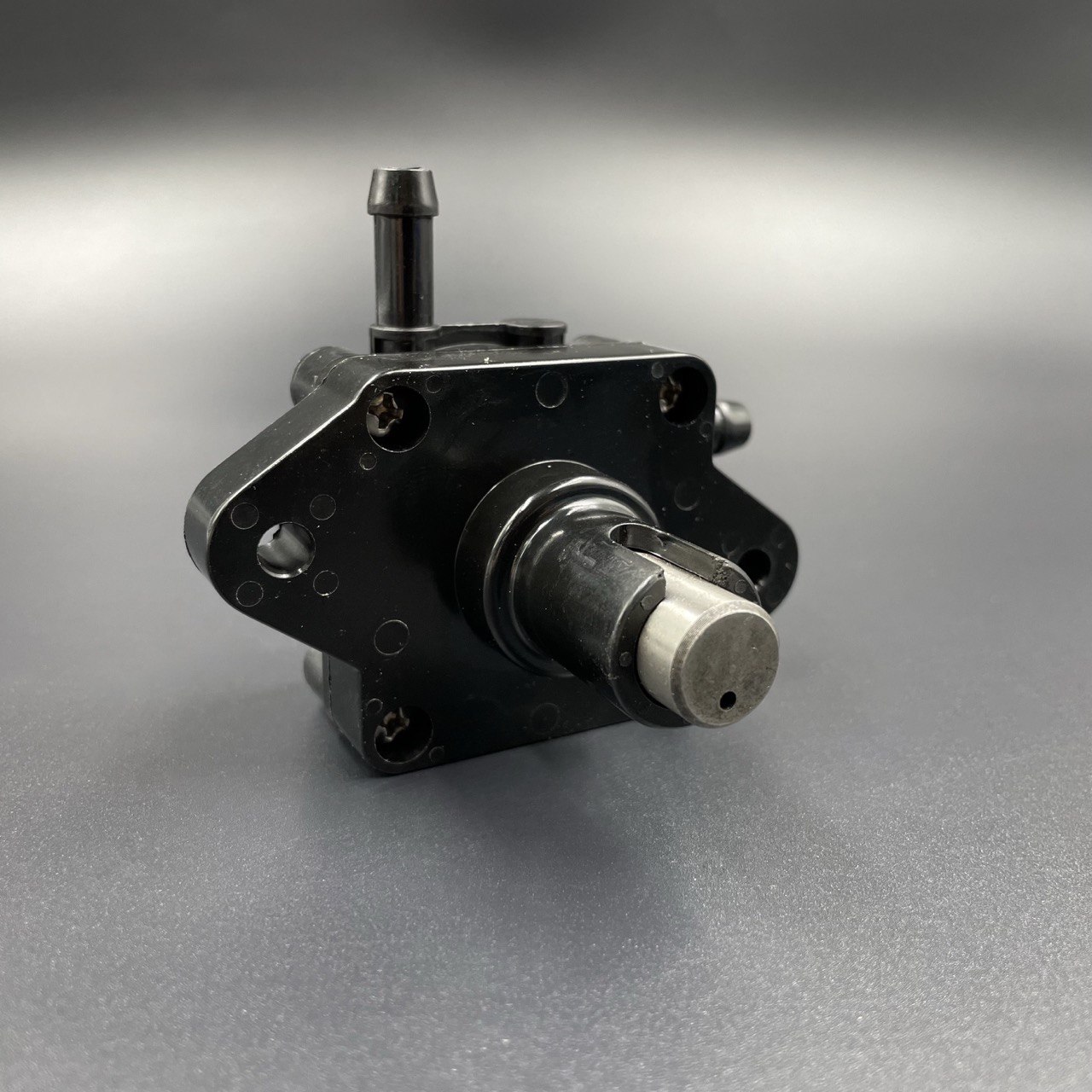 картинка Насос топливный Suzuki DF100-140, DF40-140(A) (PREMARINE)