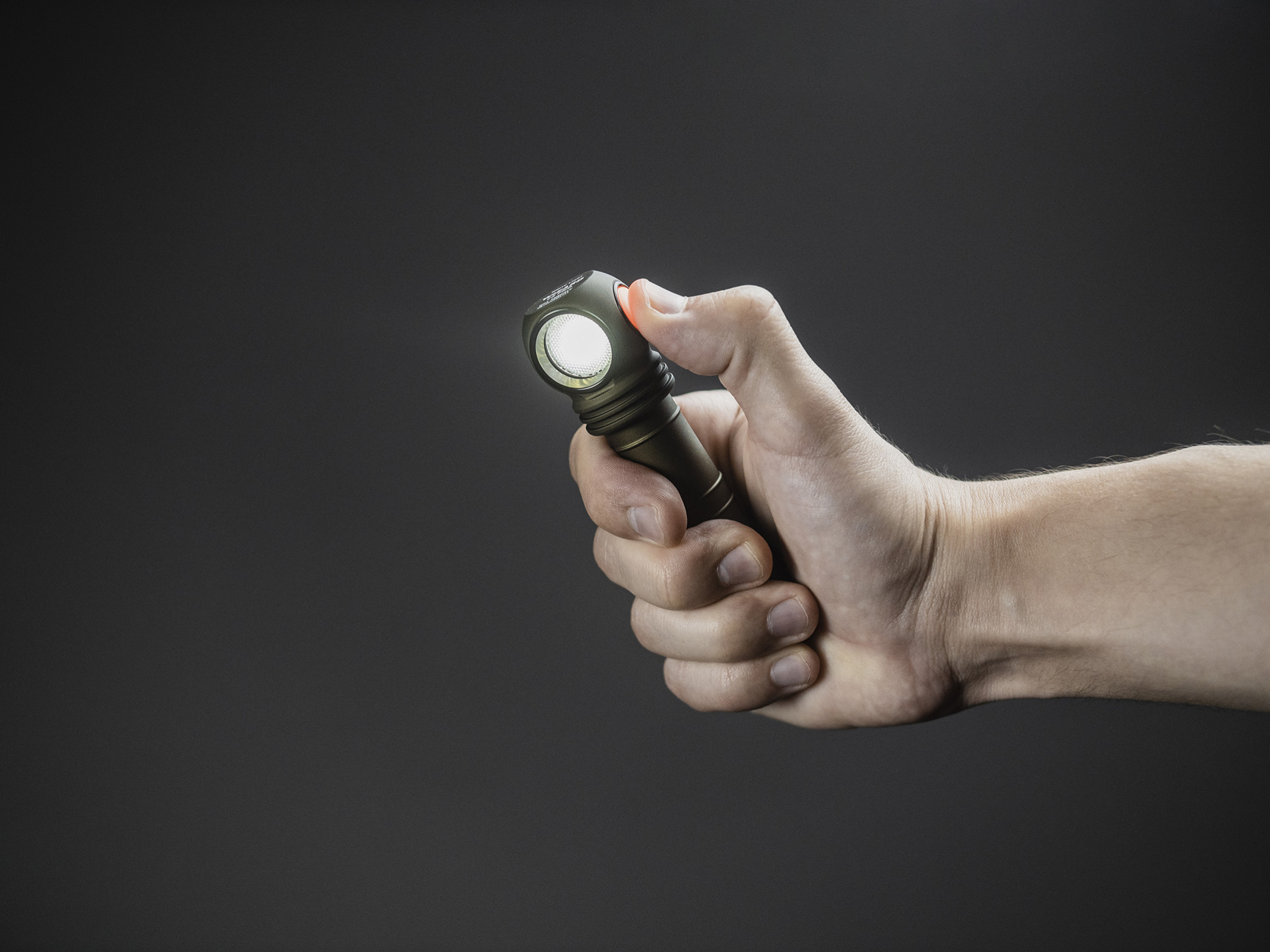 картинка Фонарь налобный Armytek Wizard C2 Pro White (Olive)