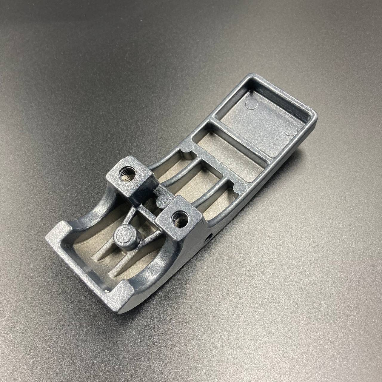 картинка Кронштейн демпфера Tohatsu 8-9.8 (Правый) (3B2S61401-0) (PREMARINE)