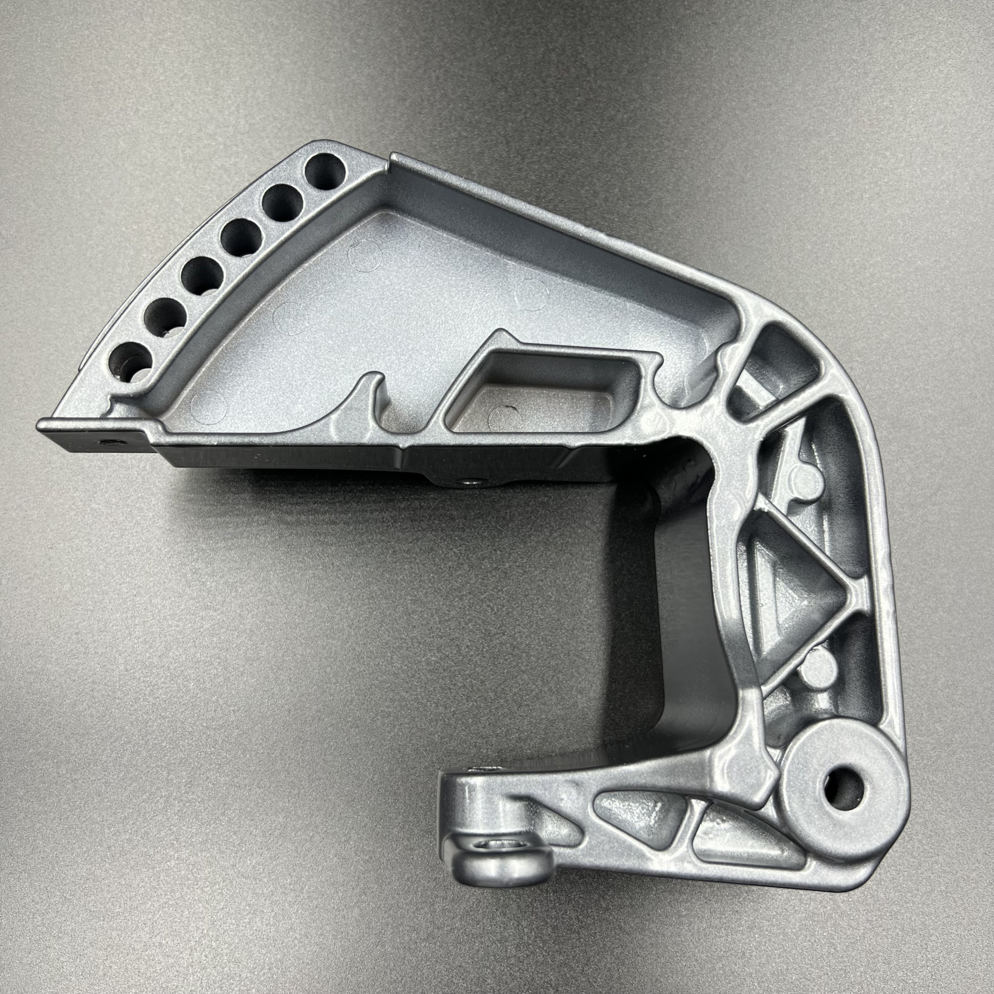 картинка Струбцина левая Tohatsu 8-9.8 (YUELANG)