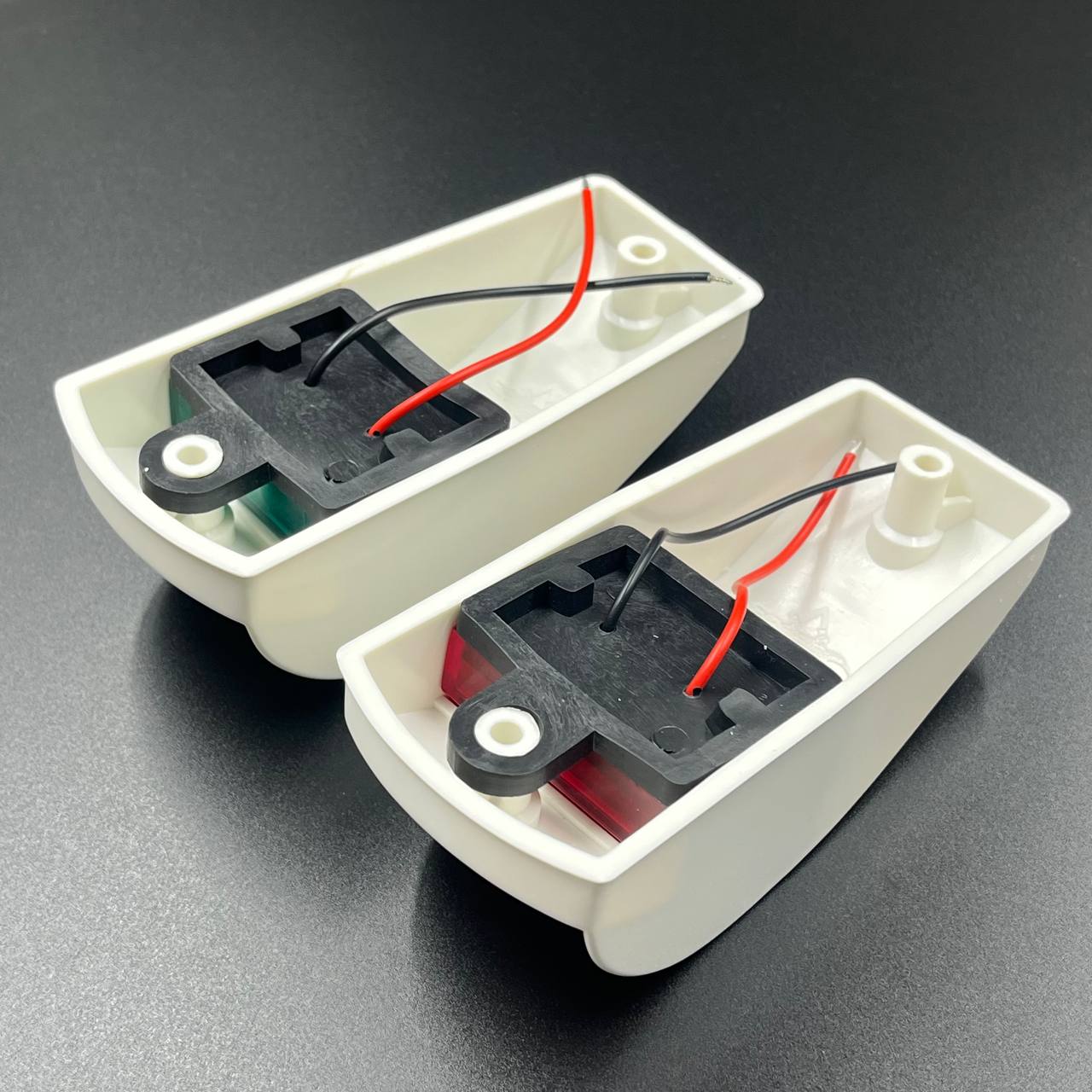 картинка Огни ходовые(комплект)(131x59x46мм)(12V/5W)белый (Sunfine)