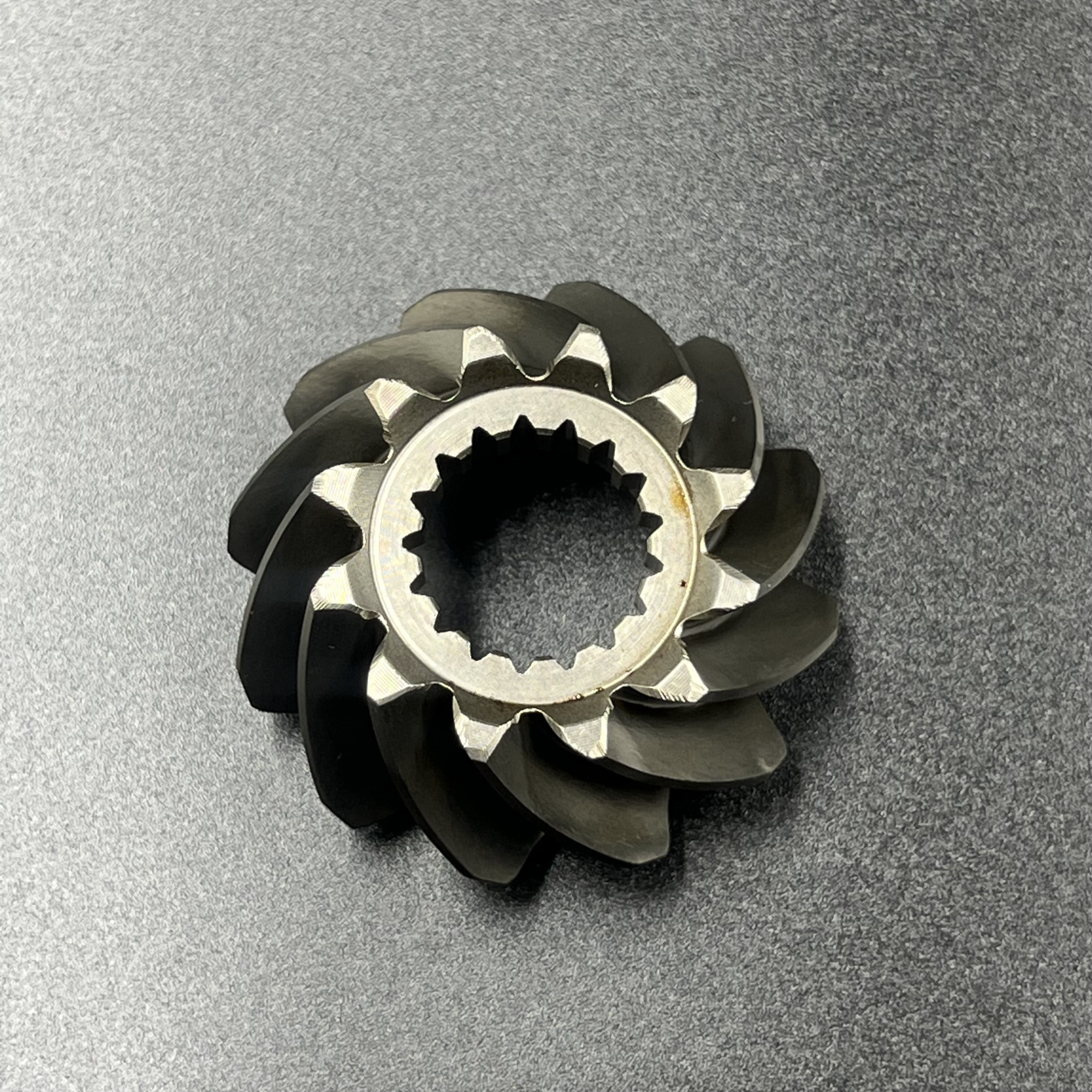 картинка Шестерня вертикального вала (Пиньон) Mercury 60-115 (43-882812) (Osaka)