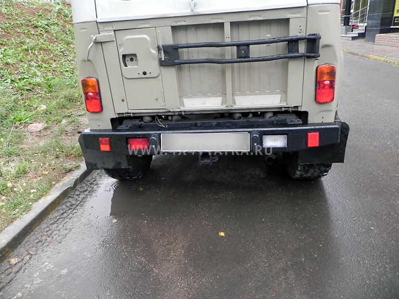 картинка Бампер задний УАЗ Хантер с квадратом под фаркоп стандарт/лифт