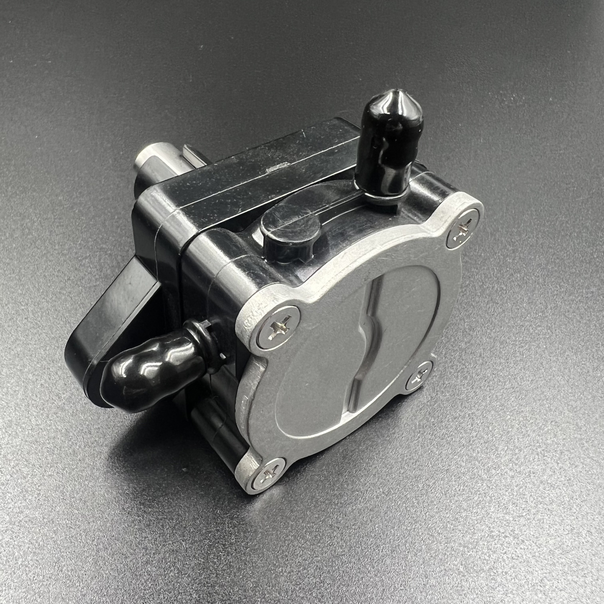 картинка Топливный насос (механический) Suzuki DF90-140 (PREMARINE)