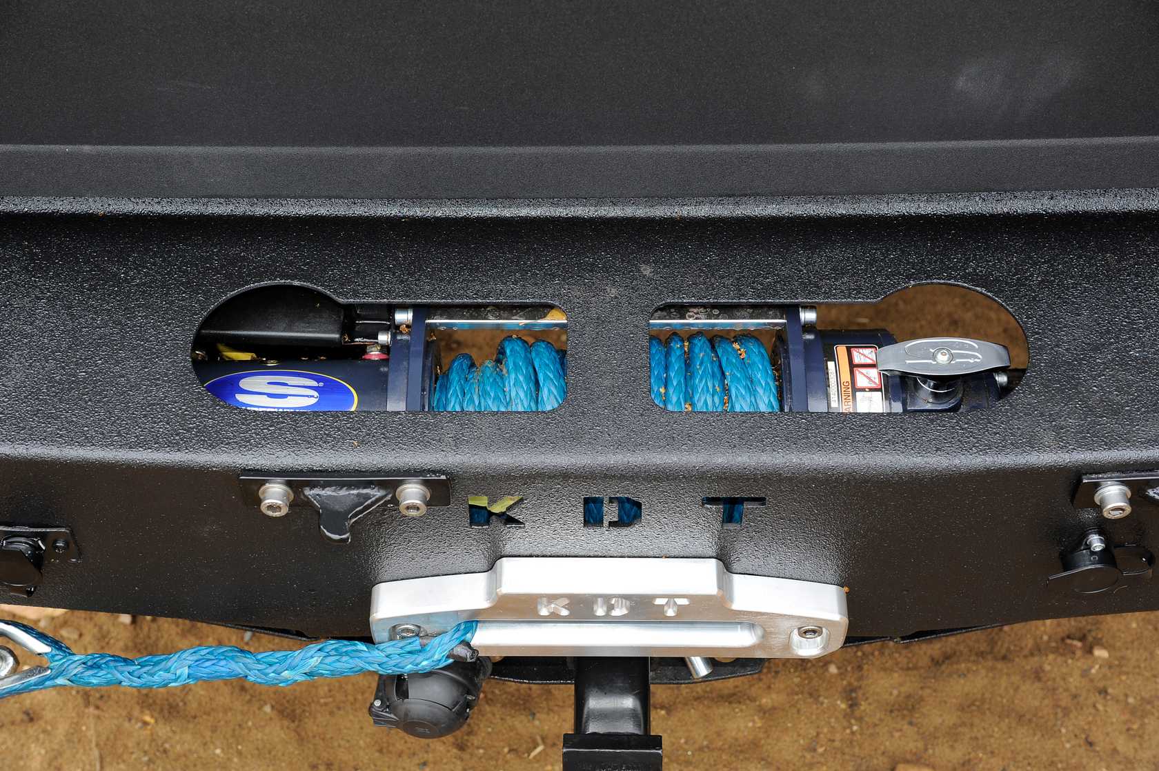 картинка Бампер задний KDT для Nissan NP-300