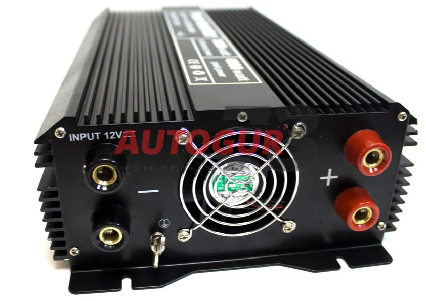 картинка Инвертор (преобразователь) напряжения автомобильный 12/220V 2000W RedBtr
