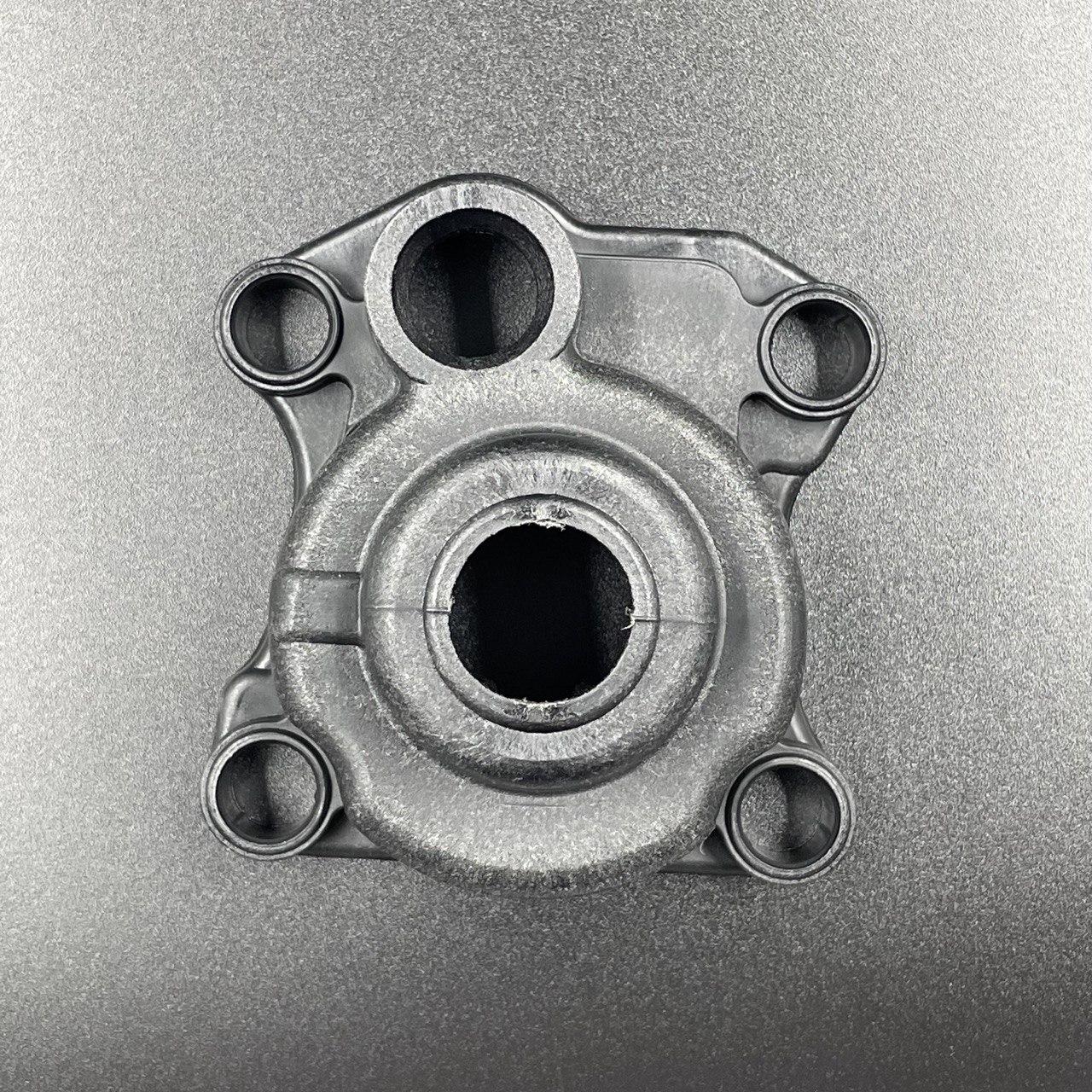 картинка Корпус помпы охлаждения Honda BF20-50 (Honda)