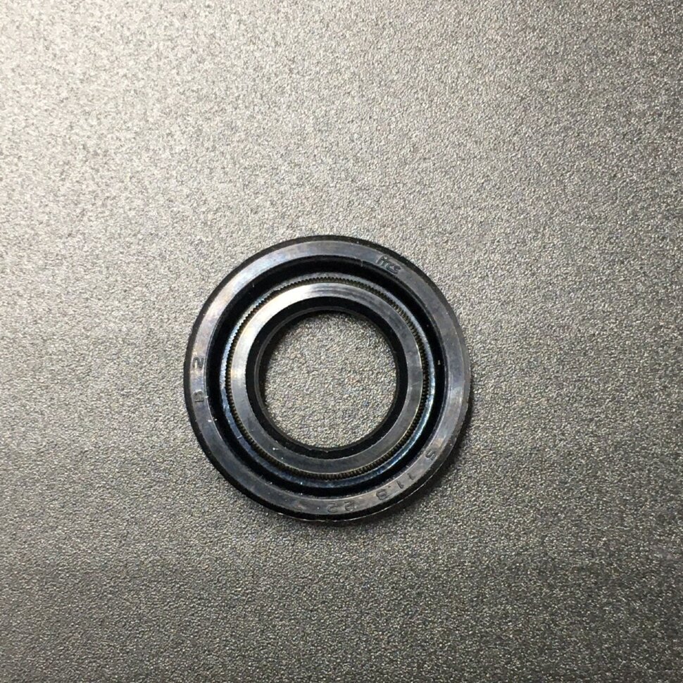 картинка Сальник Yamaha (93101-11M23) (11.8x22x7) (Yamaha)