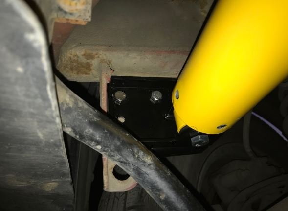 картинка Демпфер РИФ рулевой Suzuki Jimny 1998-2018 с креплениями РИФ