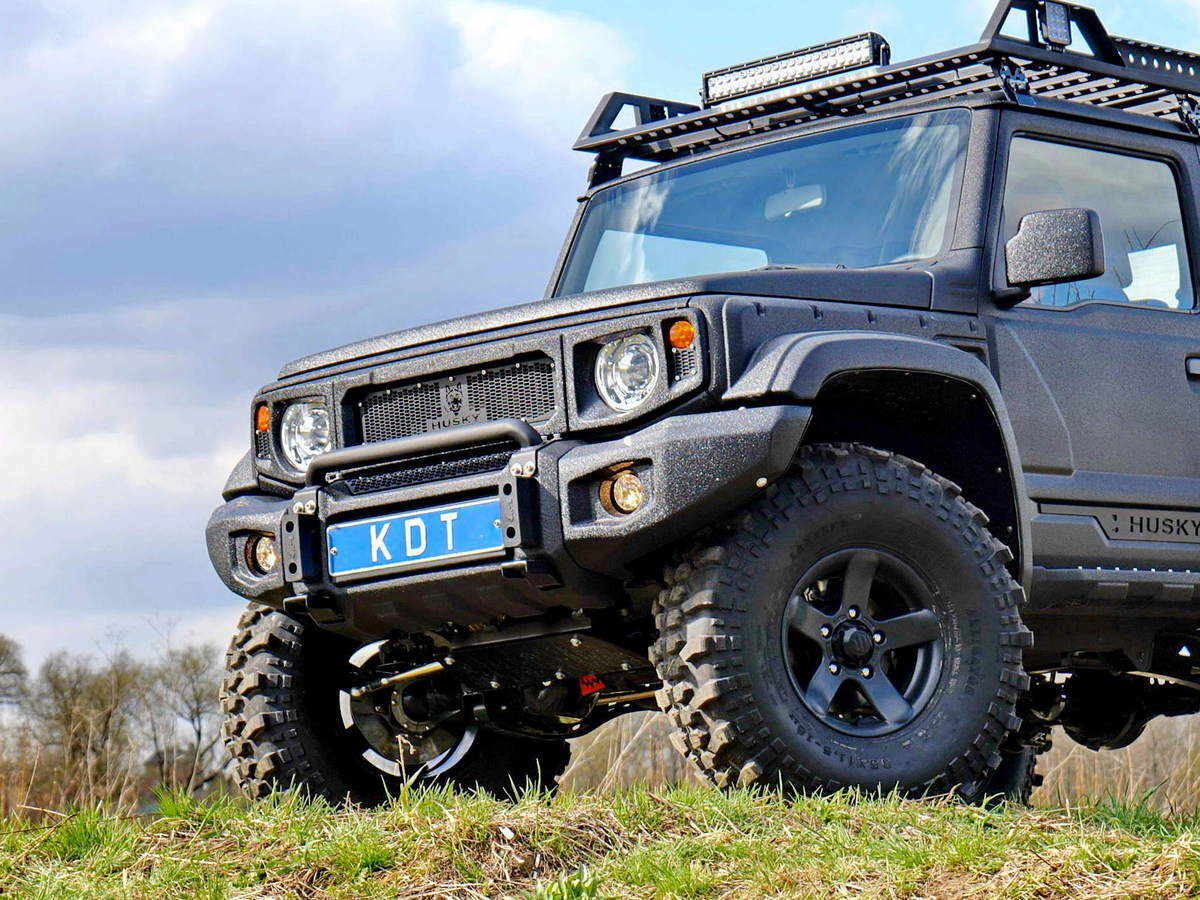 Решётка радиатора композитная Suzuki Jimny с 2020 г.в.
