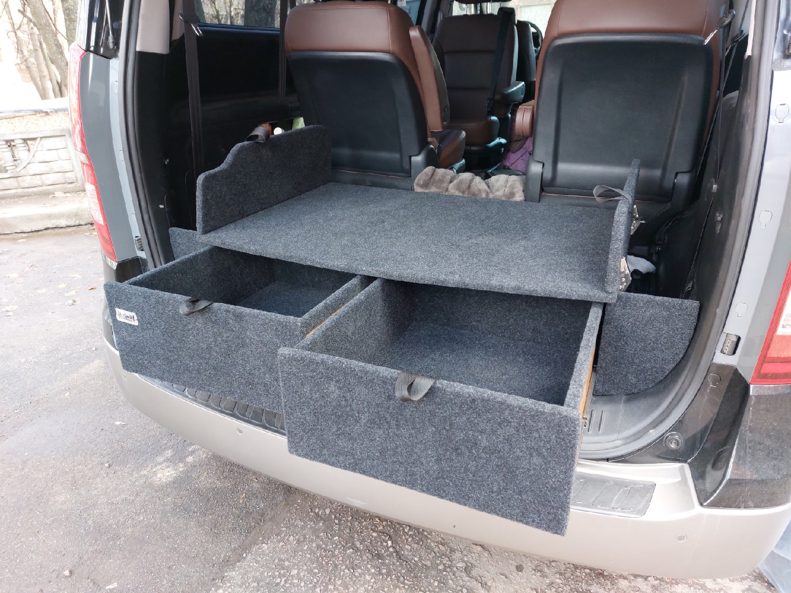 Органайзер Тайга2 для Hyundai Grand Starex/H1