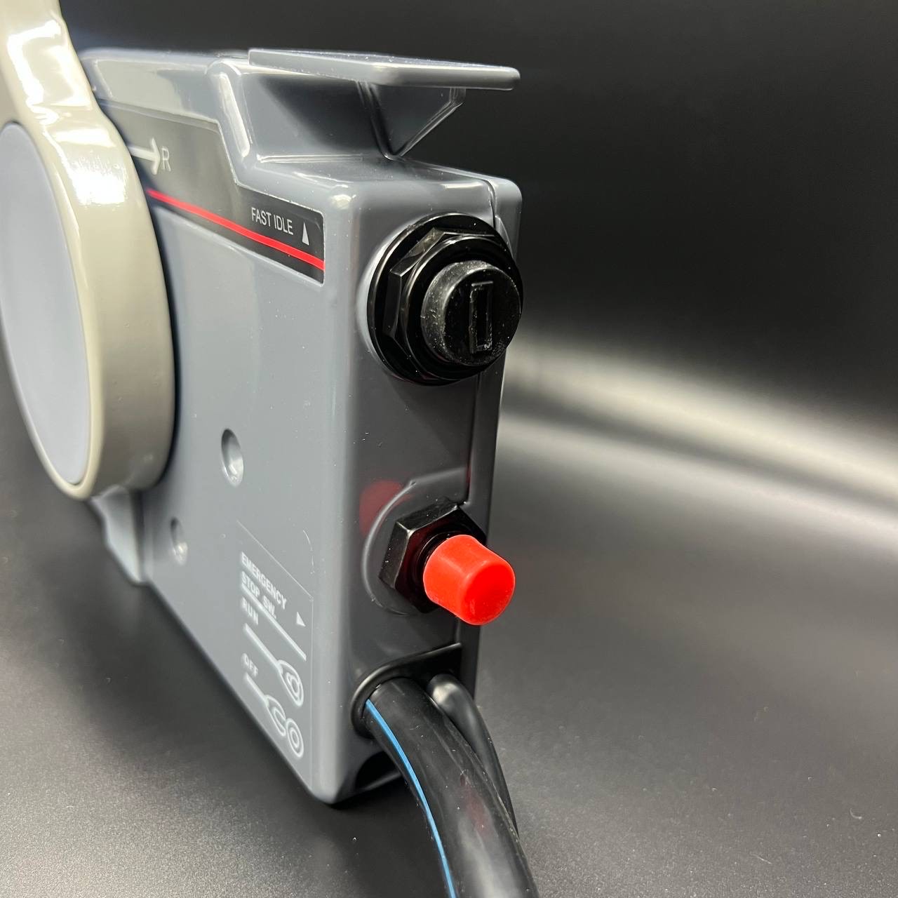 картинка Дистанционное управление Yamaha 703 (С кнопкой гидроподъема) (Толкающая) (10Pin) (PWB)