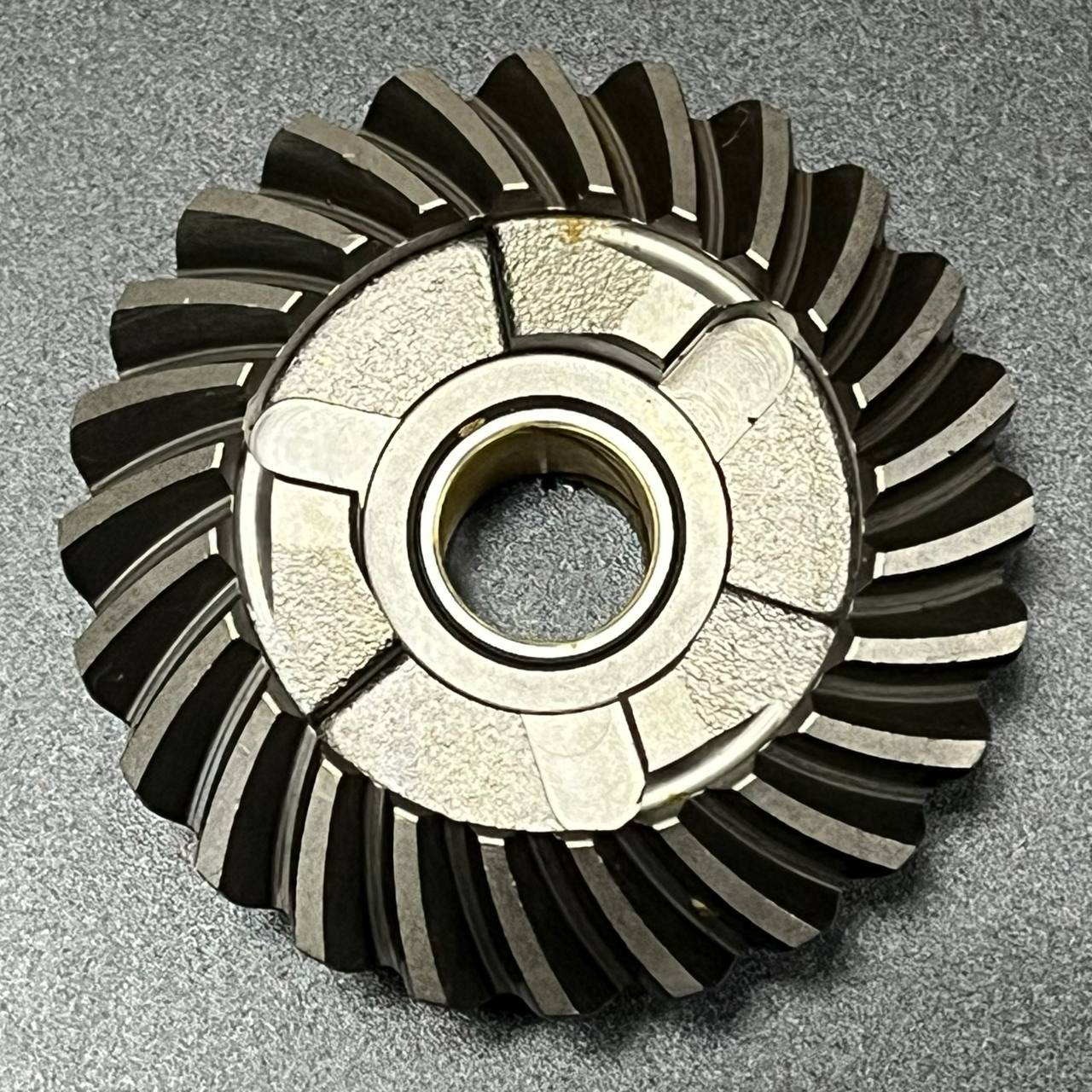 картинка Шестерня переднего хода Yamaha 20,30 (689-45560-00) (Kacawa)