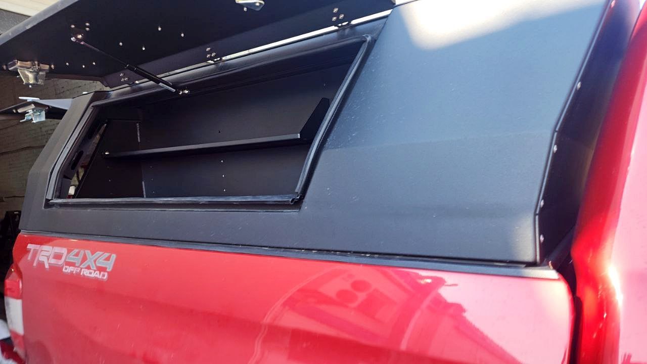 картинка Бардачок короткий Toyota Tundra с 2014 г.в.