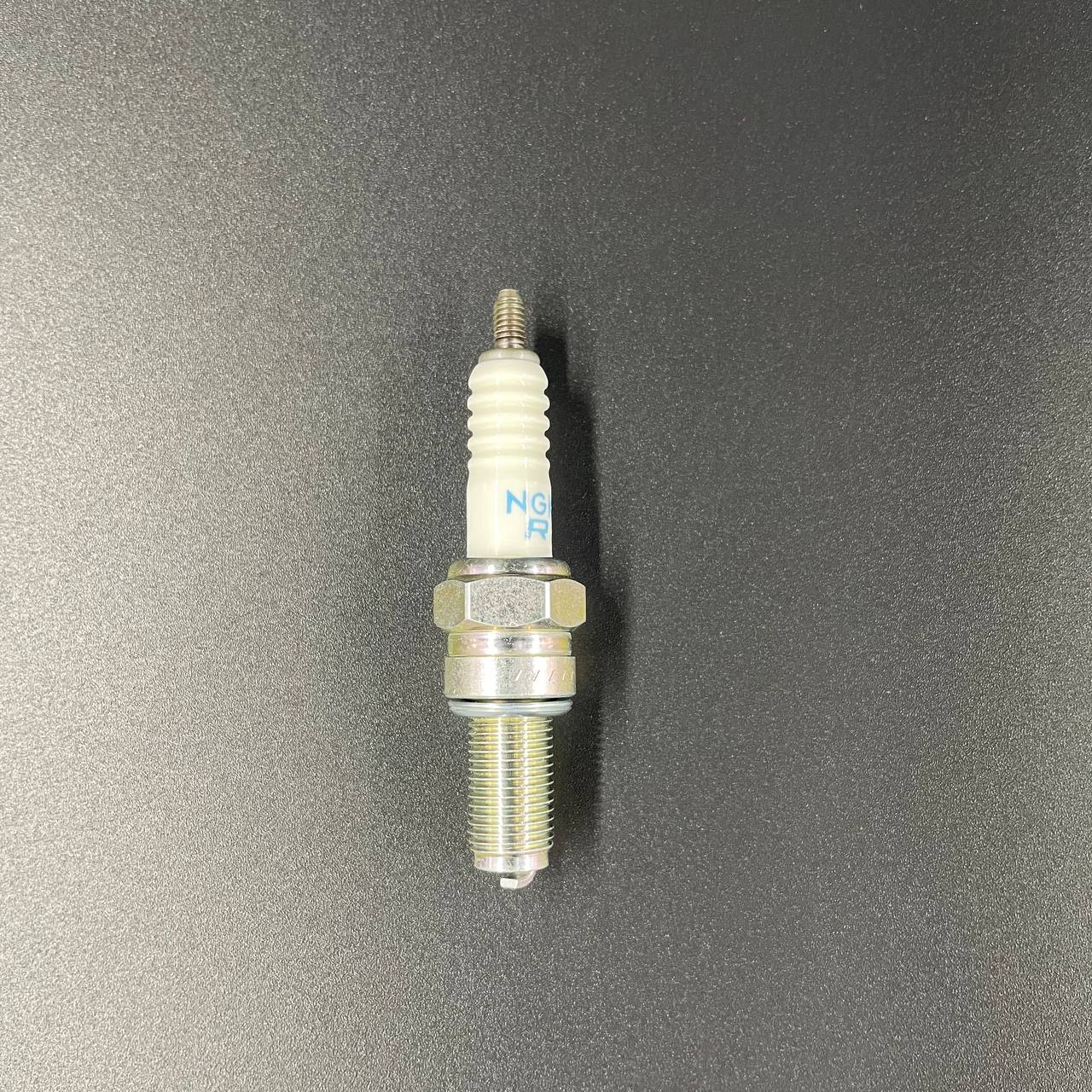 картинка Свеча зажигания 1275 CR8E (NGK)