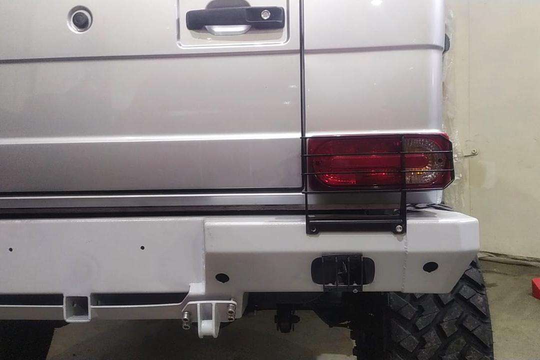 картинка Бампер задний KDT без места под лебедку для Mercedes-Benz G-класс