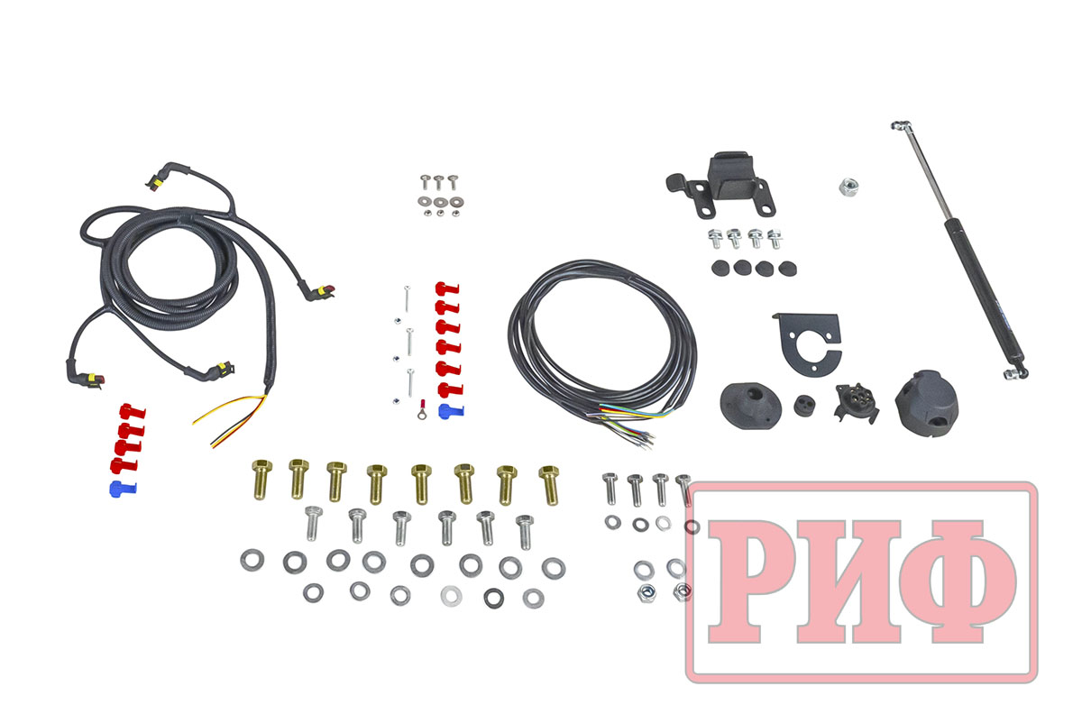 картинка Бампер задний РИФ Toyota Land Cruiser 78 с квадратом под фаркоп, калиткой и фонарями